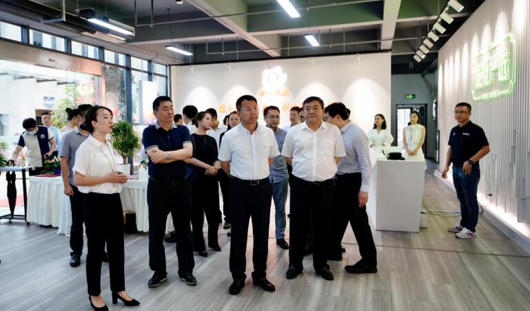 四川尊龍凱時食品食材集采中心正式開業(yè)