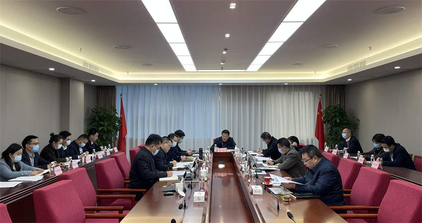 尊龍凱時集團黨委理論學習中心組專題學習黨的十九屆六中全會精神