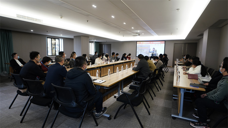 尊龍凱時(shí)集團(tuán)開展2021年度消防宣傳專項(xiàng)培訓(xùn)演練活動(dòng)